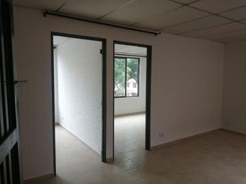 VENTA CASA MULTIFUNCIONAL BARRIO SALOMIA - NORTE CALI