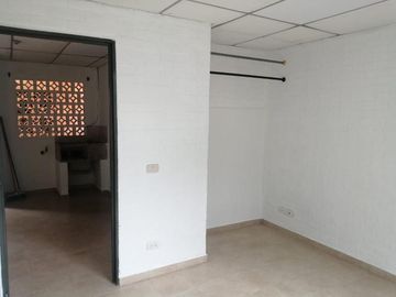 VENTA CASA MULTIFUNCIONAL BARRIO SALOMIA - NORTE CALI