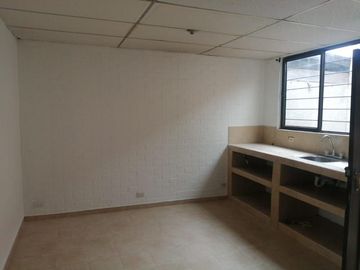 VENTA CASA MULTIFUNCIONAL BARRIO SALOMIA - NORTE CALI
