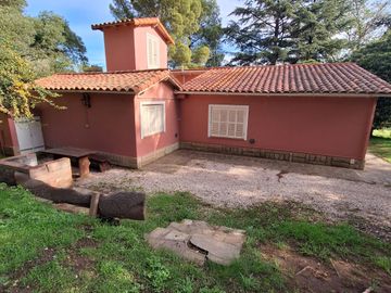 VENDO DOS CASAS!! BARRIO GOLF MANZANA LOS HORNEROS