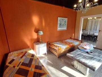 VENDO DOS CASAS!! BARRIO GOLF MANZANA LOS HORNEROS