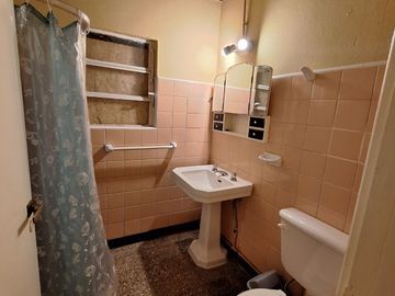VENDO DOS CASAS!! BARRIO GOLF MANZANA LOS HORNEROS