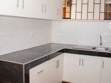 🏡 OPORTUNIDAD ÚNICA - CASA AMPLIA Y LISTA PARA HABITAR EN LOS OLIVOS