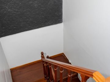 🏡 OPORTUNIDAD ÚNICA - CASA AMPLIA Y LISTA PARA HABITAR EN LOS OLIVOS