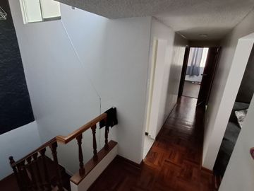 🏡 OPORTUNIDAD ÚNICA - CASA AMPLIA Y LISTA PARA HABITAR EN LOS OLIVOS