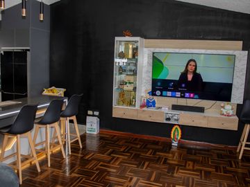 🏡 OPORTUNIDAD ÚNICA - CASA AMPLIA Y LISTA PARA HABITAR EN LOS OLIVOS