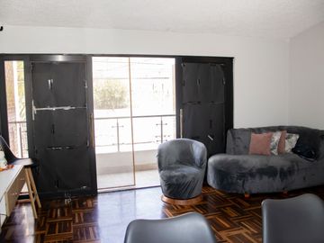 🏡 OPORTUNIDAD ÚNICA - CASA AMPLIA Y LISTA PARA HABITAR EN LOS OLIVOS