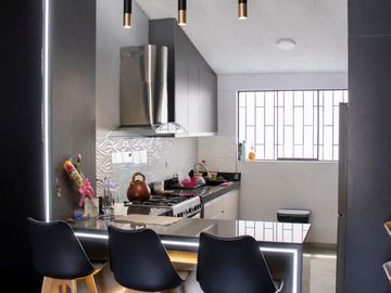 🏡 OPORTUNIDAD ÚNICA - CASA AMPLIA Y LISTA PARA HABITAR EN LOS OLIVOS