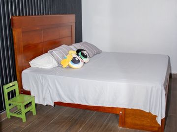 🏡 OPORTUNIDAD ÚNICA - CASA AMPLIA Y LISTA PARA HABITAR EN LOS OLIVOS