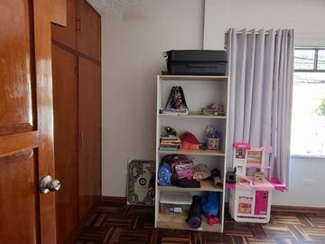 🏡 OPORTUNIDAD ÚNICA - CASA AMPLIA Y LISTA PARA HABITAR EN LOS OLIVOS