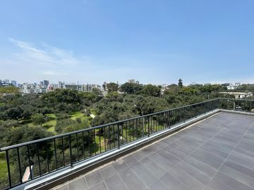 ESPECTACULAR TRIPLEX DE 4 DORMITORIOS, FRENTE AL OLIVAR DE SAN ISIDRO