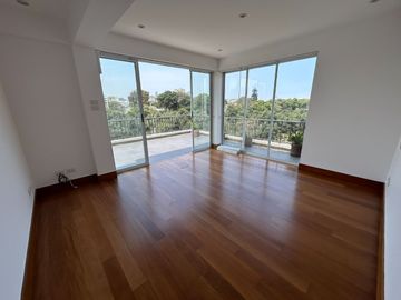 ESPECTACULAR TRIPLEX DE 4 DORMITORIOS, FRENTE AL OLIVAR DE SAN ISIDRO