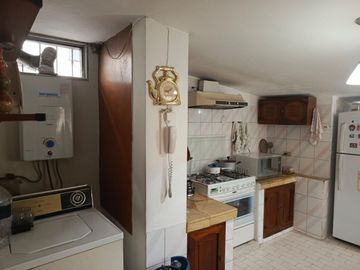 Oportunidad En Venta Casa Con 2 departamentos Granda Centeno