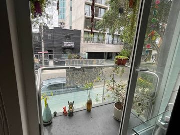 VENDO LINDO DEPARTAMENTO - BALCÓN - 120 METROS - VISTA EXTERNA - 3 DORMITORIOS CON BAÑOS INCORPORADOS - PISO 2 - COCHERA - ARMENDARIZ - MIRAFLORES
