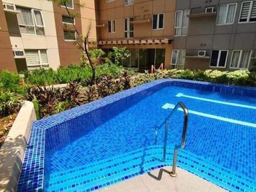 PIONEER WOODLANDS STUDIO UNIT 22.32 SQM IN MANDALUYONG WITH FREEBIES & PET FRIENDLY