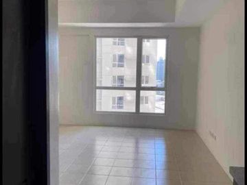 PIONEER WOODLANDS STUDIO UNIT 22.32 SQM IN MANDALUYONG WITH FREEBIES & PET FRIENDLY