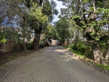 VENTA CASA 3 DORMITORIOS TUMBACO SECTOR LAS MINAS