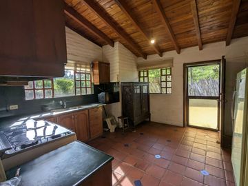 VENTA CASA 3 DORMITORIOS TUMBACO SECTOR LAS MINAS