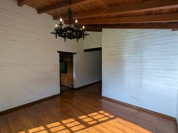 VENTA CASA 3 DORMITORIOS TUMBACO SECTOR LAS MINAS