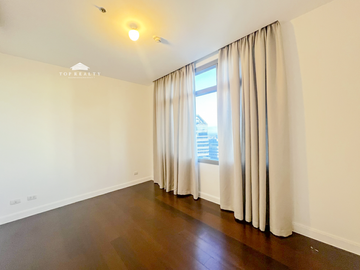 BGC, Taguig City, Condo for Sale in BGC, Fort Bonifacio, Taguig at the Suites, 2-Bedroom 2BR.