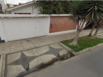 ¡Casa Exclusiva semi amoblada en San Borja!