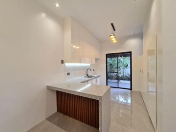 Ready for occupancy RFO house and lot for sale single attached inside kingsville sun valley estate antipolo city