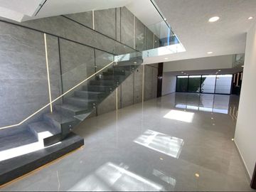 RESIDENCIA CASA  EN VENTA EN LOMAS DE ANGELÓPOLIS PUEBLA