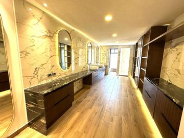 RESIDENCIA CASA  EN VENTA EN LOMAS DE ANGELÓPOLIS PUEBLA
