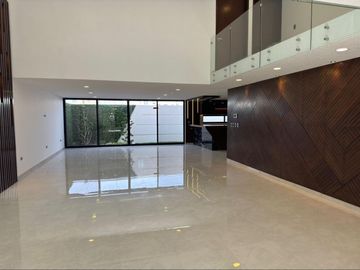 RESIDENCIA CASA  EN VENTA EN LOMAS DE ANGELÓPOLIS PUEBLA