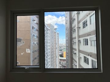 2 BEDROOM UNIT 46.82 SQM FOR SALE CONDOMINIUM UNIT IN STA MESA COVENT GARDEN WITH FREEBIES & PET FRIENDLY