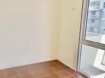 RESORT TYPE CONDO FOR SALE KASARA URBAN RESIDENCES STUDIO 24 SQM PET FRIENDLY WITH FREEBIES