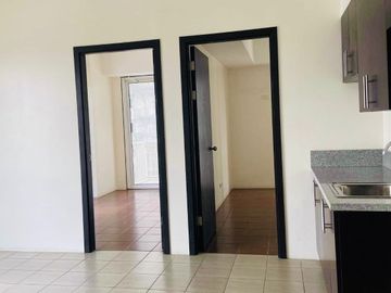 RESORT TYPE CONDO FOR SALE KASARA URBAN RESIDENCES STUDIO 24 SQM PET FRIENDLY WITH FREEBIES