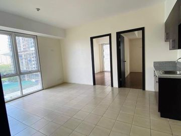 RESORT TYPE CONDO FOR SALE KASARA URBAN RESIDENCES STUDIO 24 SQM PET FRIENDLY WITH FREEBIES