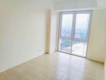 RESORT TYPE CONDO FOR SALE KASARA URBAN RESIDENCES STUDIO 24 SQM PET FRIENDLY WITH FREEBIES