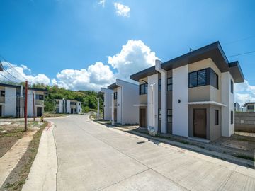 Affordable House and lot in Binangonan Rizal
