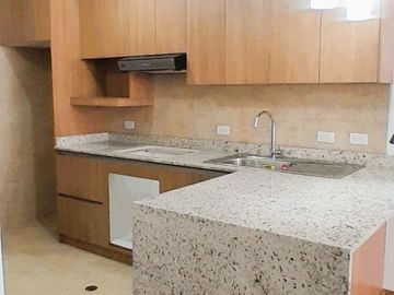 SUITE EN VENTA SECTOR LA CAROLINA