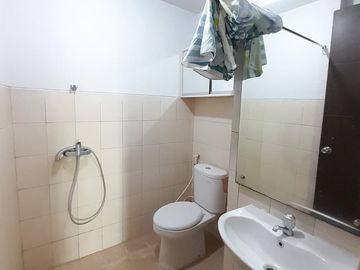 For Rent Apartment The Aspen Residence Full Furnished South Jakarta