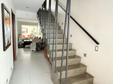LINDO DUPLEX TIPO CASITA, ZONA TRANQUILA CHACARILLA