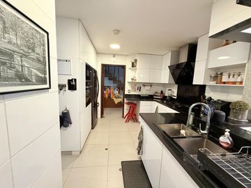LINDO DUPLEX TIPO CASITA, ZONA TRANQUILA CHACARILLA