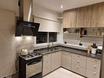 VÓRTICE INMOBILIARIA VENDE DÚPLEX EN BARRIO SANIDAD, CAPITAL, MENDOZA