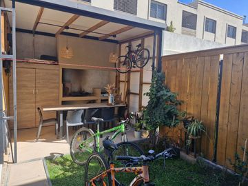 VÓRTICE INMOBILIARIA VENDE DÚPLEX EN BARRIO SANIDAD, CAPITAL, MENDOZA