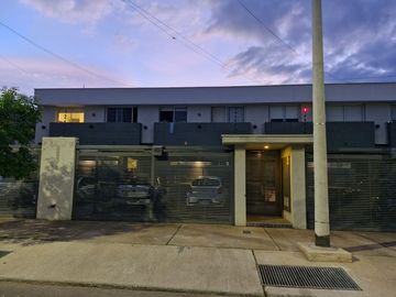 VÓRTICE INMOBILIARIA VENDE DÚPLEX EN BARRIO SANIDAD, CAPITAL, MENDOZA