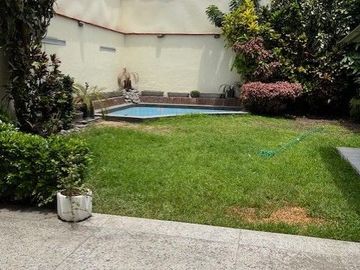 VENDO CASA/ TERRENO ZONA HUACA PUCLLANA MIRAFLORES