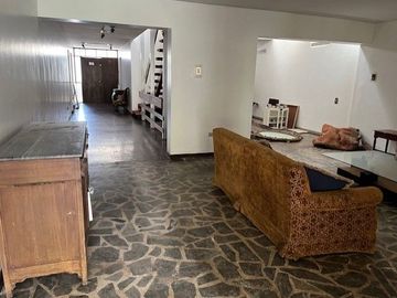 VENDO CASA/ TERRENO ZONA HUACA PUCLLANA MIRAFLORES