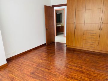 Departamento en venta Miravalle Cumbaya