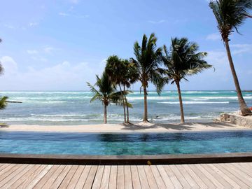 DEPARTEMENTO BEACH FRONT EN PLAYA DEL CARMEN