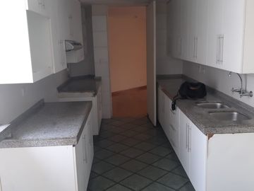 ✨ ¡Tu Nuevo Hogar Te Espera En Batallón Tarma, Santiago De Surco! ✨