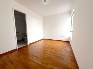 ESTRENO DÚPLEX MIRAFLORES 224 m²|4 DORMITORIOS |PISCINA |CERCA A PARQUE KENNEDY
