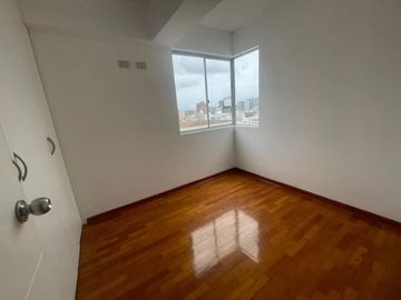 ESTRENO DÚPLEX MIRAFLORES 224 m²|4 DORMITORIOS |PISCINA |CERCA A PARQUE KENNEDY