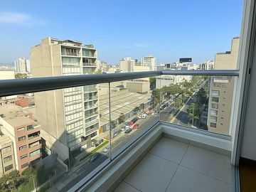 ESTRENO DÚPLEX MIRAFLORES 224 m²|4 DORMITORIOS |PISCINA |CERCA A PARQUE KENNEDY